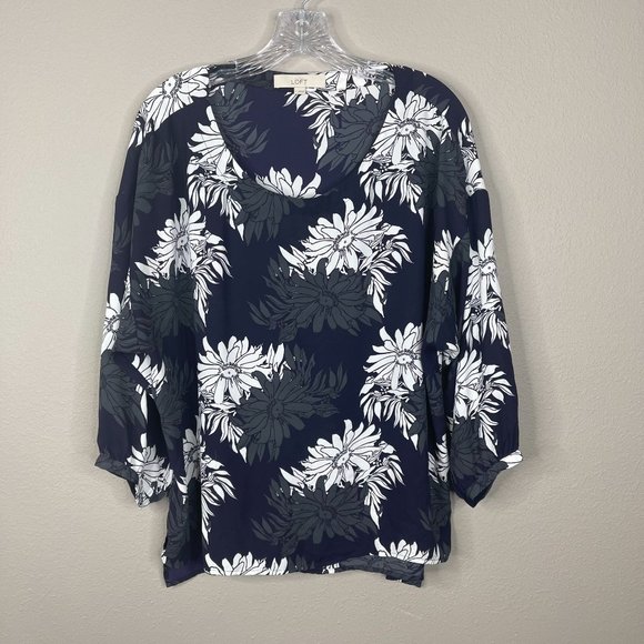 LOFT Tops - Ann Taylor LOFT Womens Blouse Size L Navy Floral 3/4 Sleeve Light Weight Work